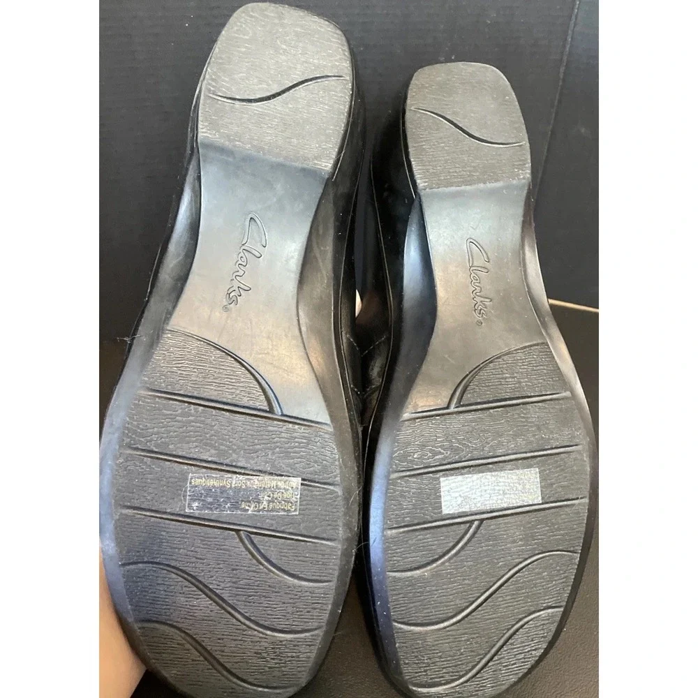 Clarks Womens 9.5 Loafers Black Leather Bendables Buckle Slip On Career Comfy